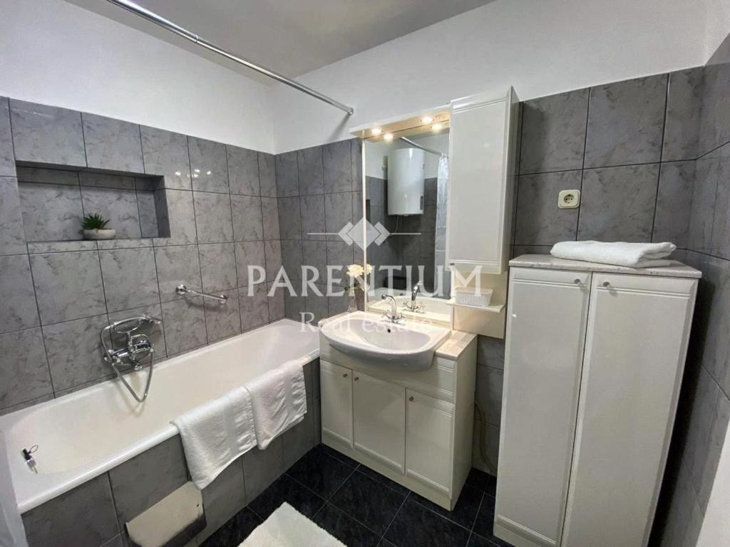 Apartment Ronaldo Porec Luaran gambar